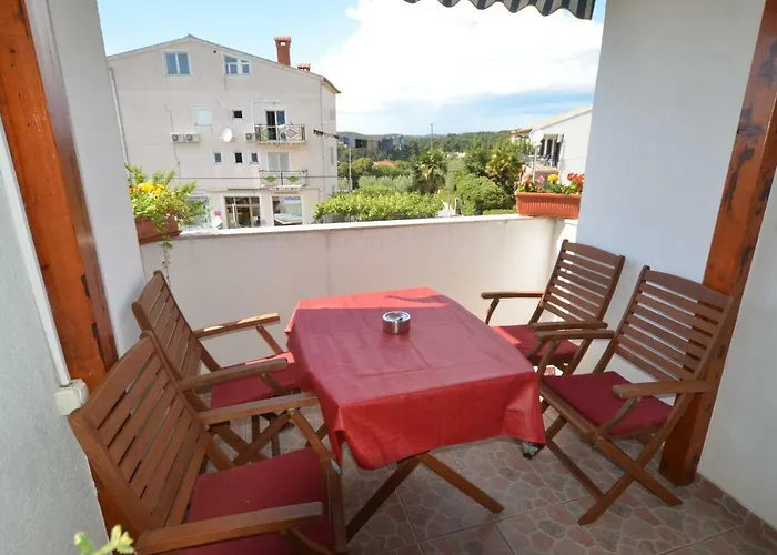 Haustierfreundliches Anna'S Two Terrace Apartment Rovinj