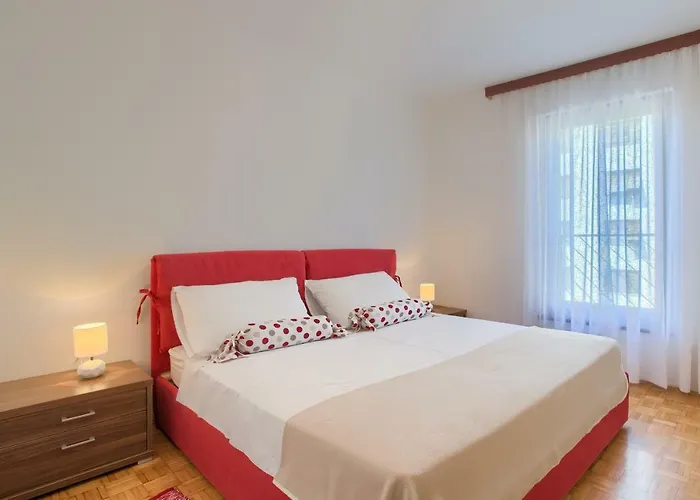 Laurel City Apartment - Arena 350 M Pula