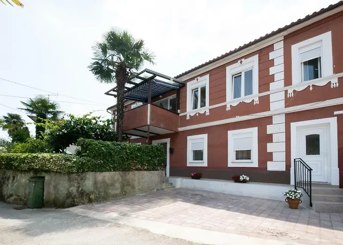 Pet friendly Apartment Emili Opatija