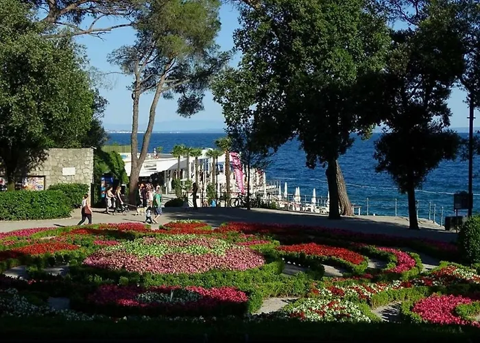 Studio Apartment Ines, Cozy, Stunning View, Parking, Pet Friendly Opatija admite animales