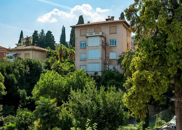 Apartments Liana Opatija admite animales