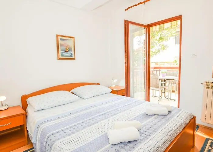 Apartment Darinka Pula