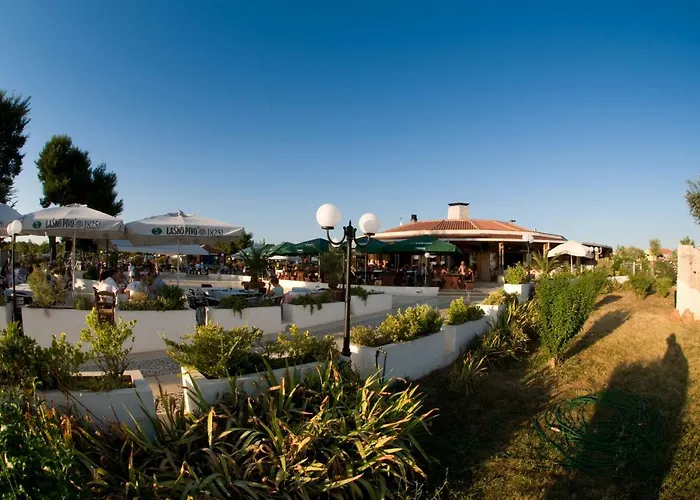 Happy Camp Mobile Homes In Centro Vacanze Bi Village Fažana
