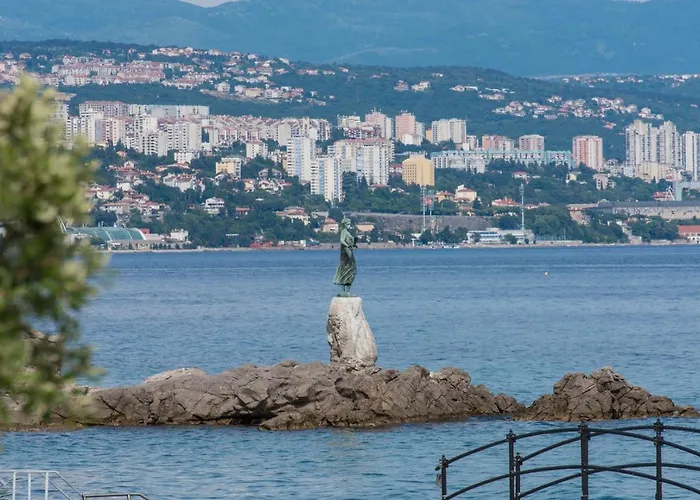 Tea Suite With Sea View Opatija admite animales